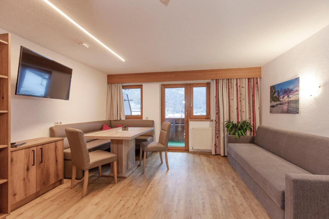 Hotel Garni Schoenblick Sölden Eksteriør billede