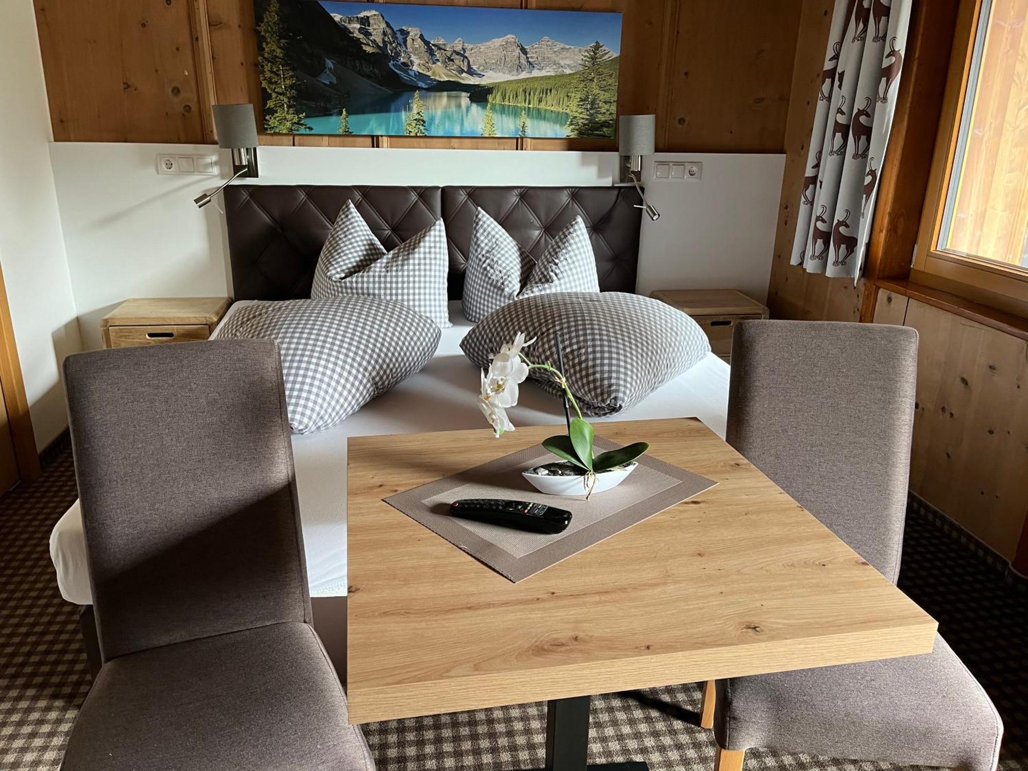 Hotel Garni Schoenblick Sölden Eksteriør billede