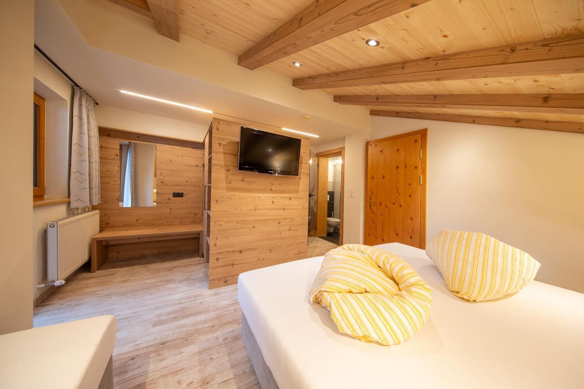 Hotel Garni Schoenblick Sölden Eksteriør billede